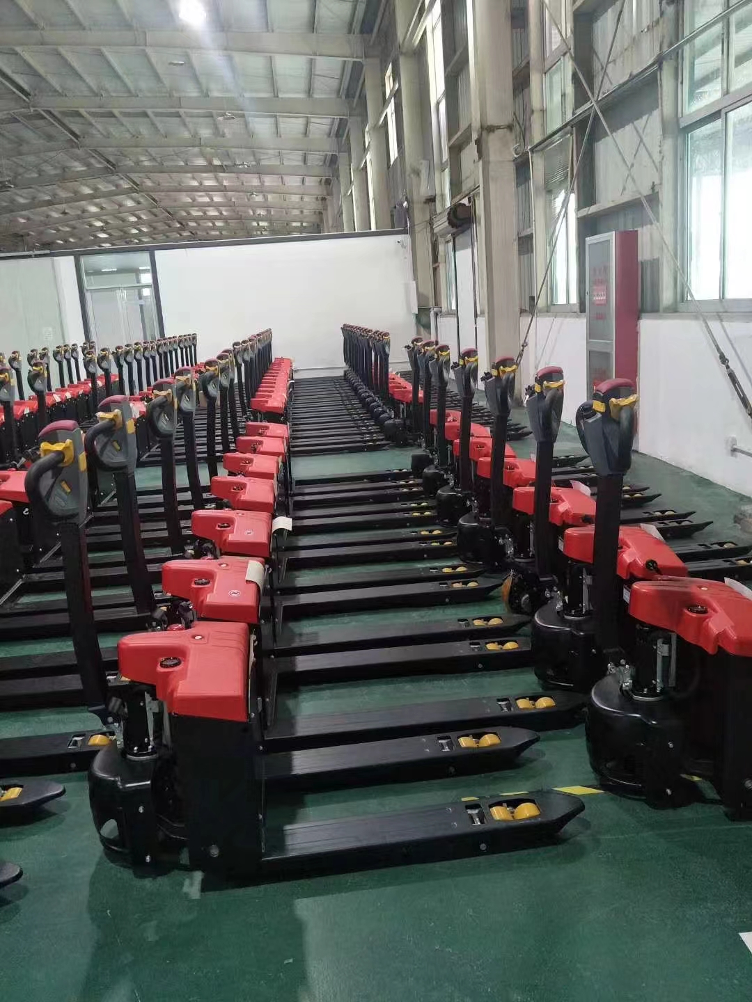 全電動（半電動）叉車